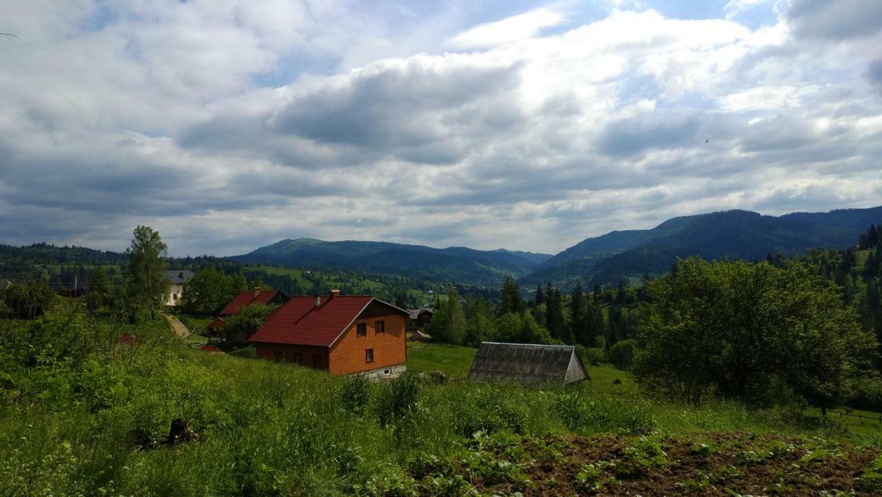 Zacharovany Karpaty Slavske Buitenkant foto